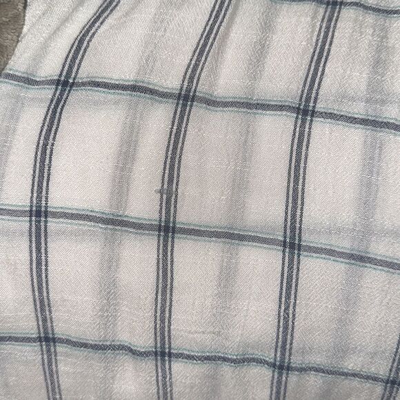 Bandolino L white blue green plaid short flutter sleeve button down shirt - Picture 10 of 10